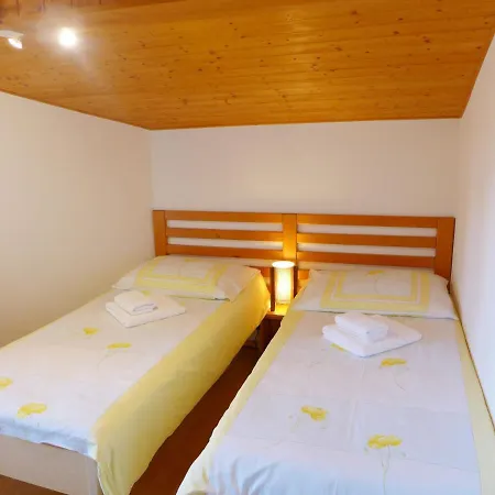 Violettes-vacances A-b-c Apartment